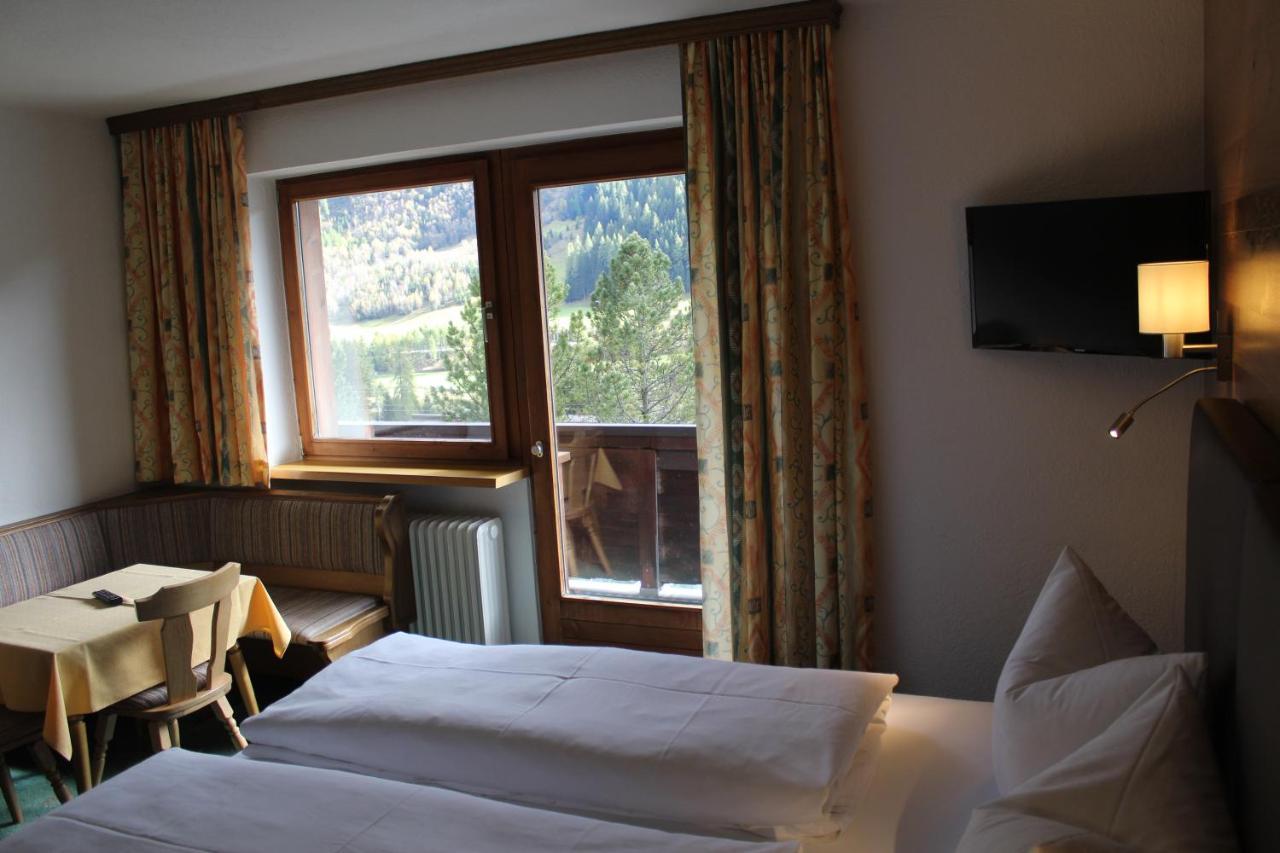 Pension Jaegerhof St. Anton am Arlberg Exterior foto
