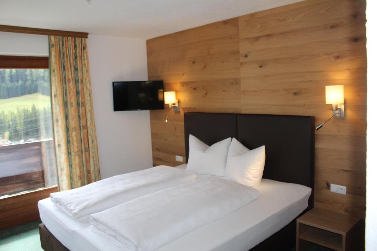 Pension Jaegerhof St. Anton am Arlberg Exterior foto