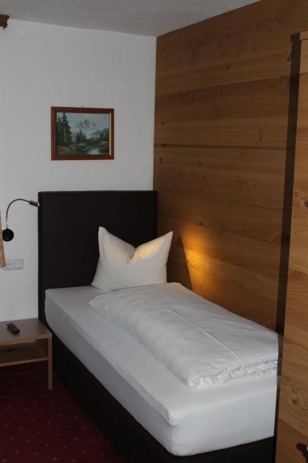 Pension Jaegerhof St. Anton am Arlberg Exterior foto