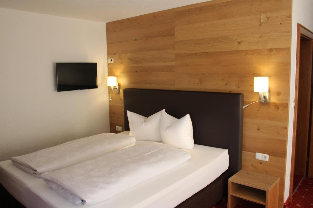 Pension Jaegerhof St. Anton am Arlberg Exterior foto
