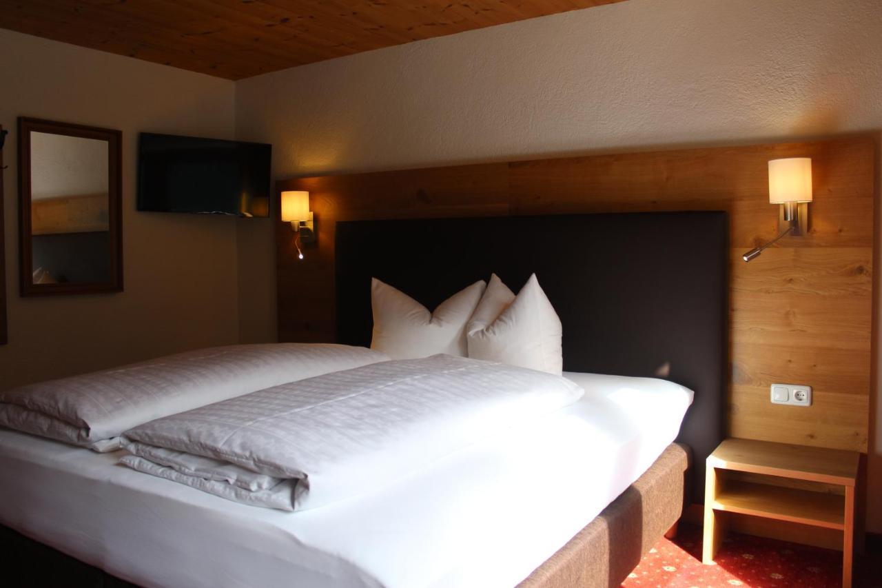 Pension Jaegerhof St. Anton am Arlberg Exterior foto